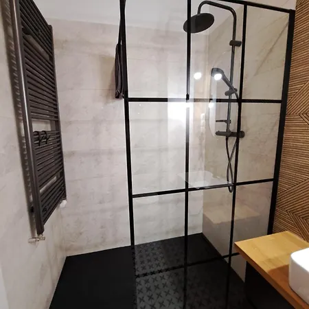 Chillout Gis17 - Free Parking דירה *